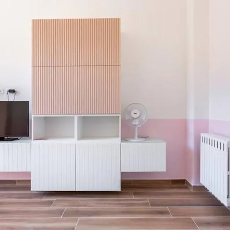 Apartment Pink Mood Como