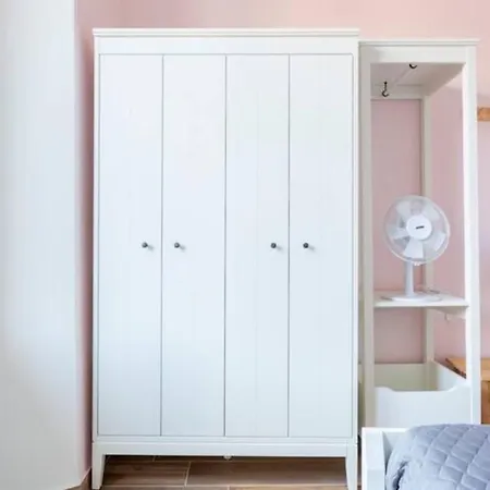 Pink Mood Apartment Como